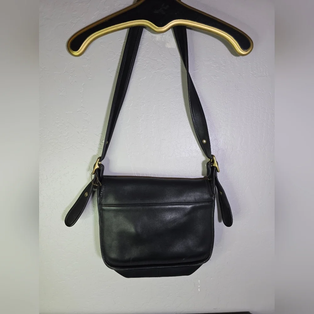 Coach Vintage Patricia Legacy‎ Black Leather Crossbody Purse